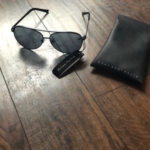 OUAY Australia sunglasses new with tags